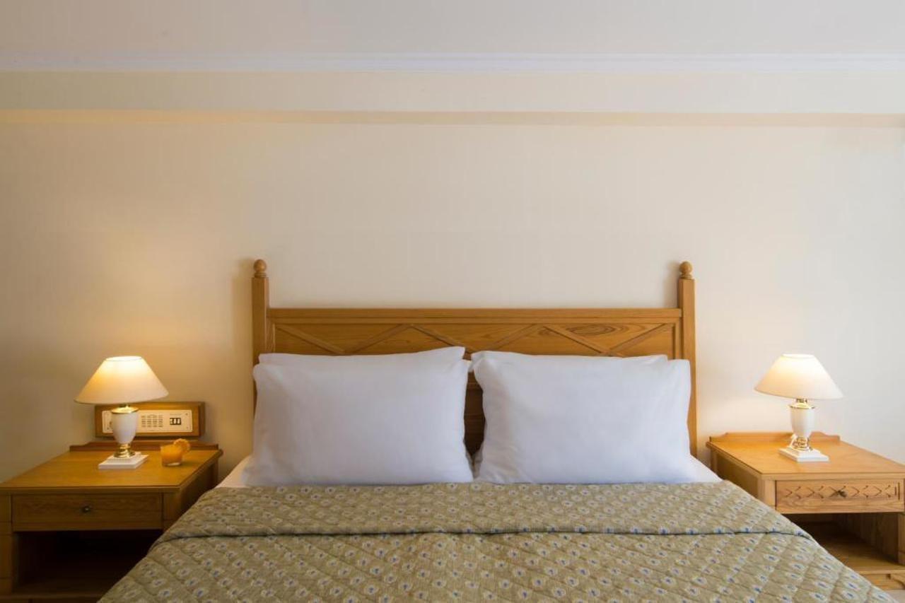 Hotel Mitsis Petit Palais 4*
