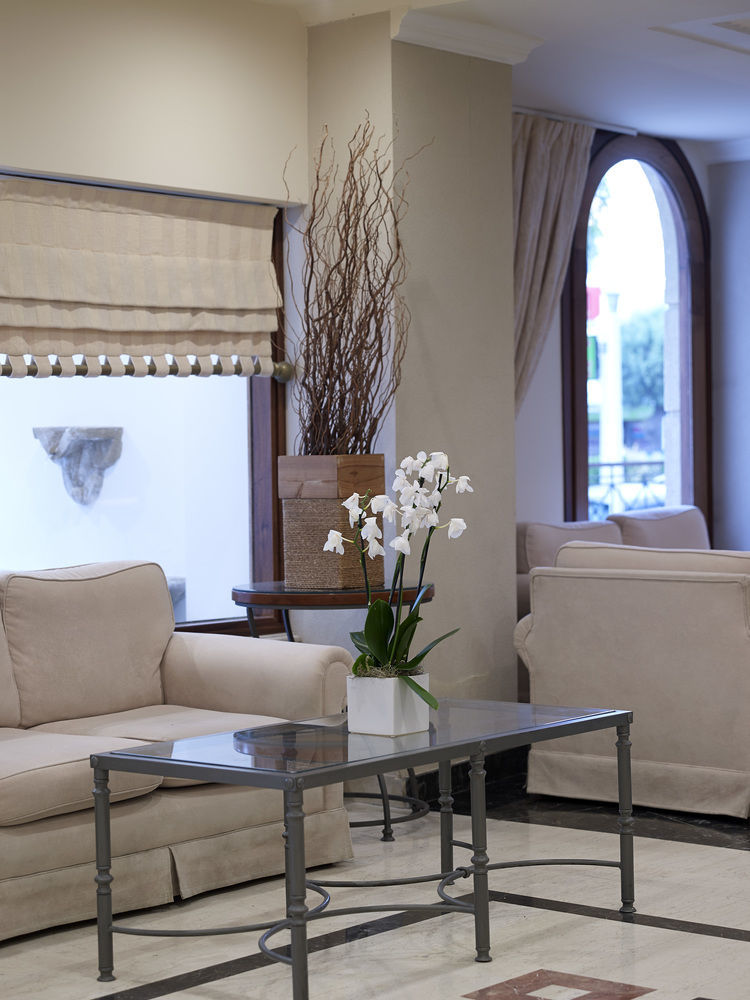 Hotel Mitsis Petit Palais 4*